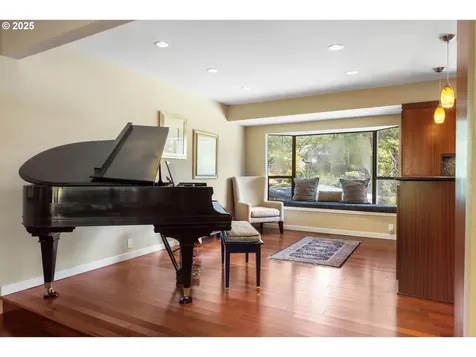 17810 Sarah Hill Lane Lake Oswego OR 97035