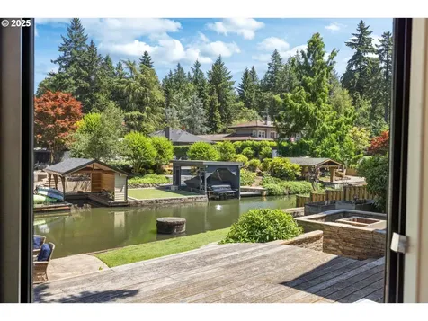 17810 Sarah Hill Lane Lake Oswego OR 97035