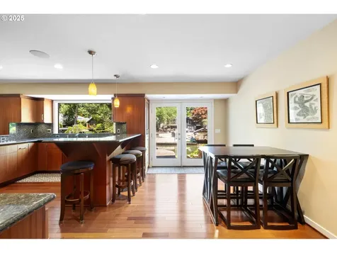 17810 Sarah Hill Lane Lake Oswego OR 97035