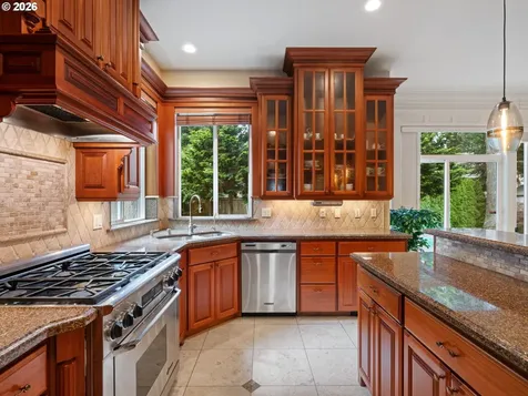 1114 NE 147th Avenue Vancouver WA 98684