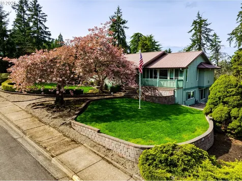 2495 Wilson Drive Eugene OR 97405