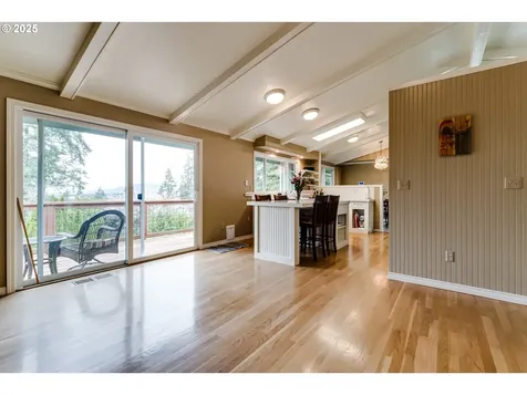 2495 Wilson Drive Eugene OR 97405