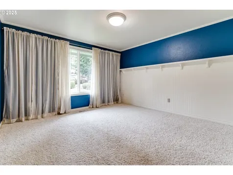2495 Wilson Drive Eugene OR 97405