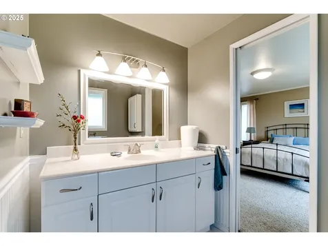 2495 Wilson Drive Eugene OR 97405