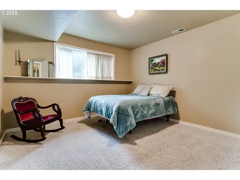 2495 Wilson Drive Eugene OR 97405