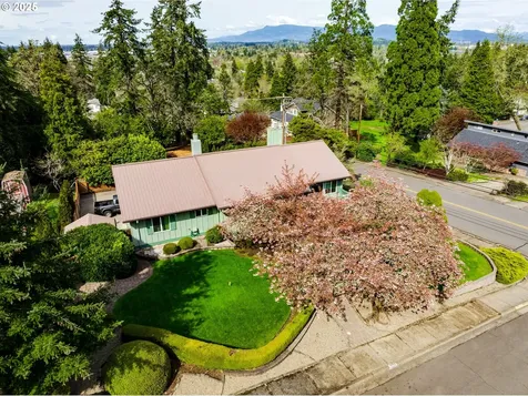 2495 Wilson Drive Eugene OR 97405