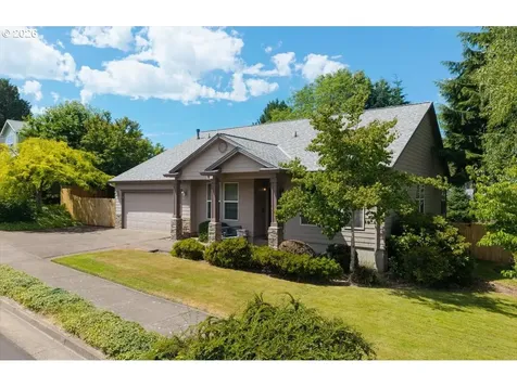 1915 NW Cascade Heights Drive Albany OR 97321