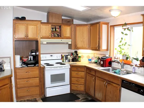 231 Arrow Way Myrtle Creek OR 97457