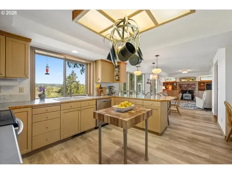 32501 NW Eagle Crest Drive Ridgefield WA 98642