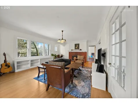 6533 SW 34th Avenue Portland OR 97239