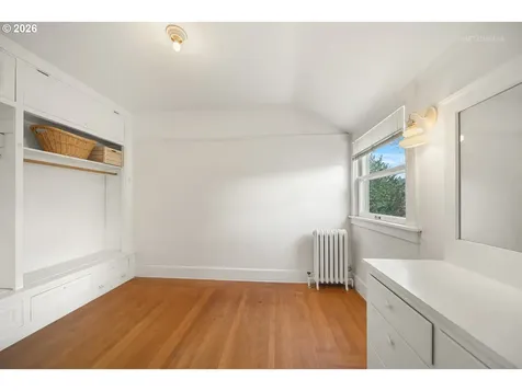 6533 SW 34th Avenue Portland OR 97239