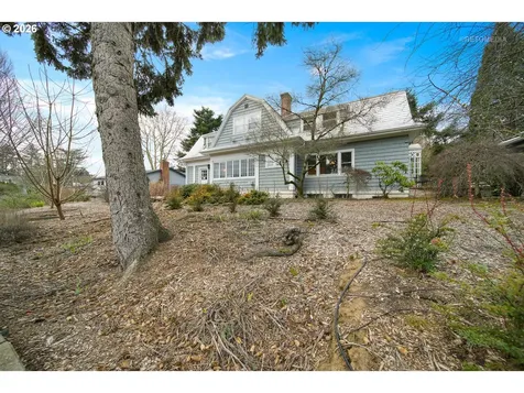6533 SW 34th Avenue Portland OR 97239
