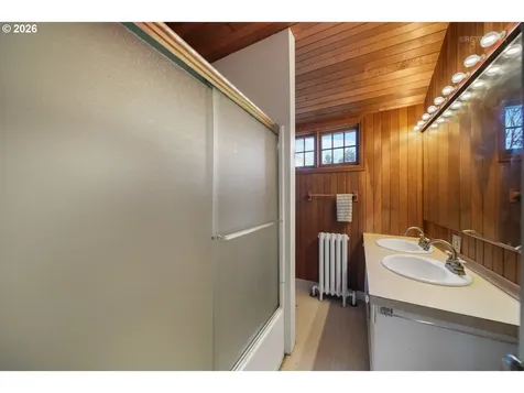 6533 SW 34th Avenue Portland OR 97239