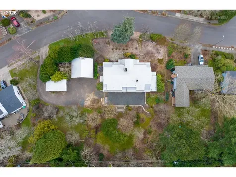 6533 SW 34th Avenue Portland OR 97239
