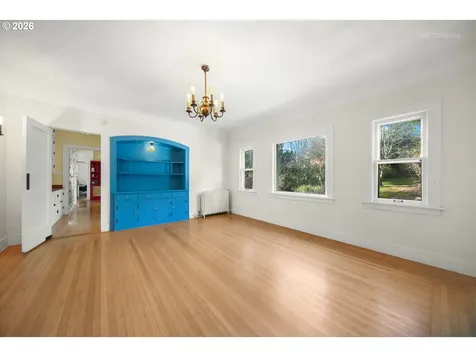 6533 SW 34th Avenue Portland OR 97239