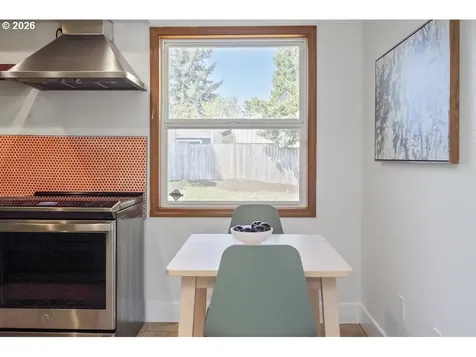 1149 SE 88th Avenue Portland OR 97216