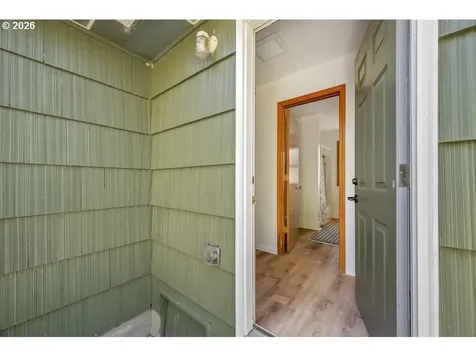 1149 SE 88th Avenue Portland OR 97216