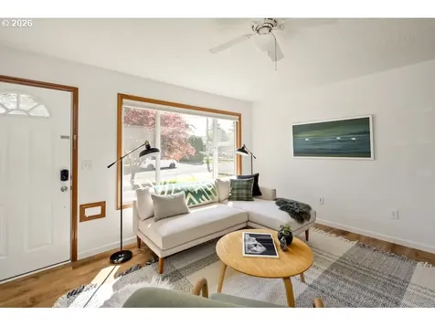 1149 SE 88th Avenue Portland OR 97216