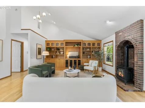 1281 NE Zachary Street Hillsboro OR 97124