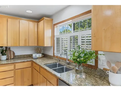 1281 NE Zachary Street Hillsboro OR 97124