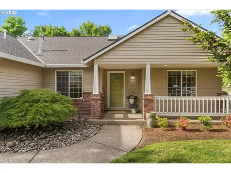 1281 NE Zachary Street Hillsboro OR 97124