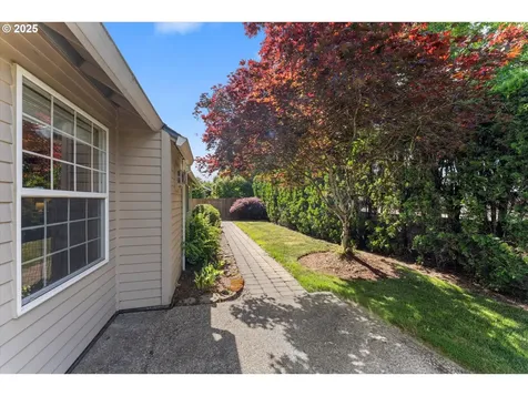 1281 NE Zachary Street Hillsboro OR 97124
