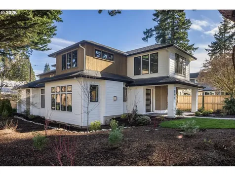 891 8th Street Lake Oswego OR 97034