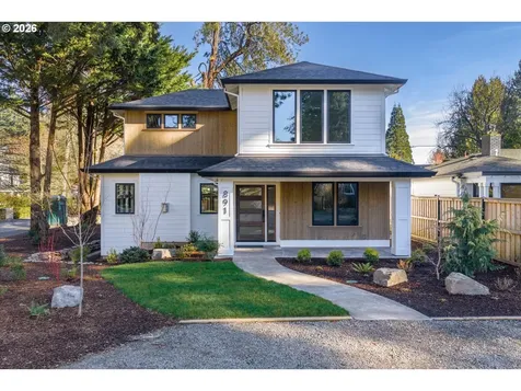 891 8th Street Lake Oswego OR 97034