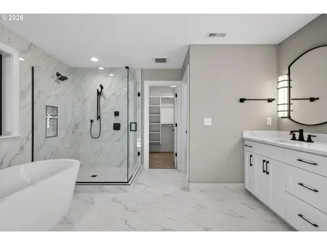 891 8th Street Lake Oswego OR 97034