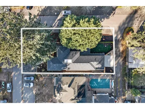 891 8th Street Lake Oswego OR 97034