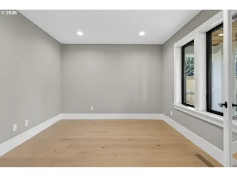 891 8th Street Lake Oswego OR 97034