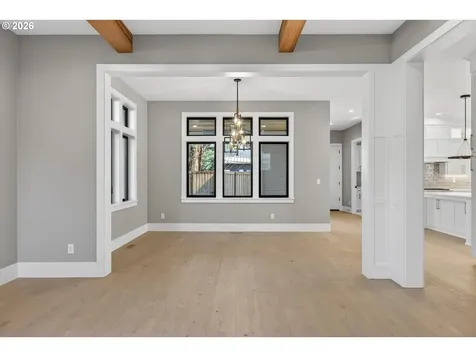 891 8th Street Lake Oswego OR 97034