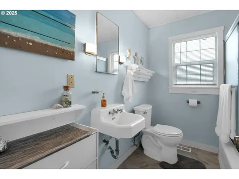 33187 Sea Ridge Lane Warrenton OR 97146