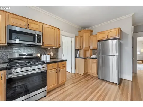 5025 NE 24th Avenue Portland OR 97211
