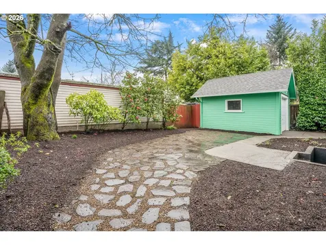 5025 NE 24th Avenue Portland OR 97211