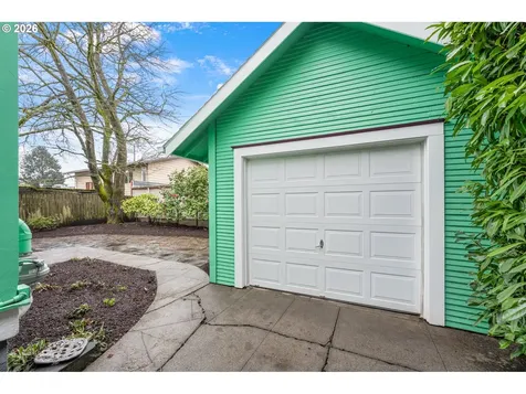 5025 NE 24th Avenue Portland OR 97211
