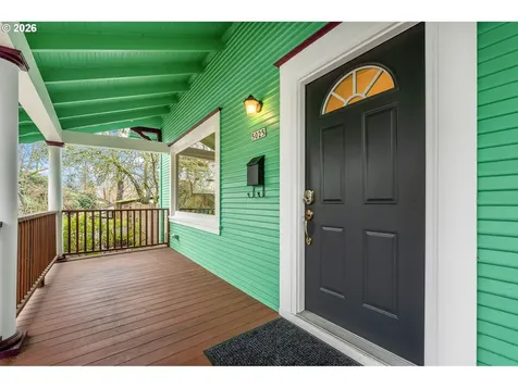 5025 NE 24th Avenue Portland OR 97211