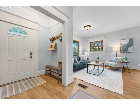 5025 NE 24th Avenue Portland OR 97211