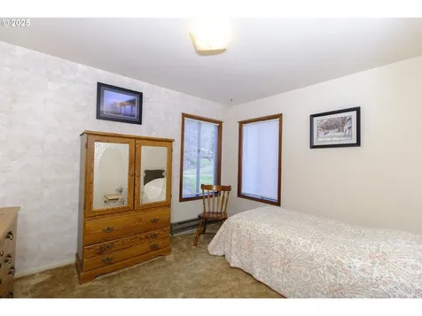88199 Chestnut Street Mapleton OR 97453