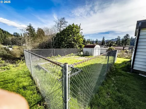88199 Chestnut Street Mapleton OR 97453