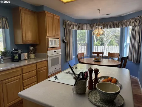 65 Shoreline Drive Florence OR 97439