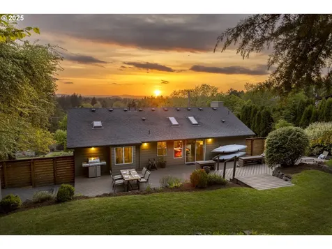 8630 SW 61st Avenue Portland OR 97219