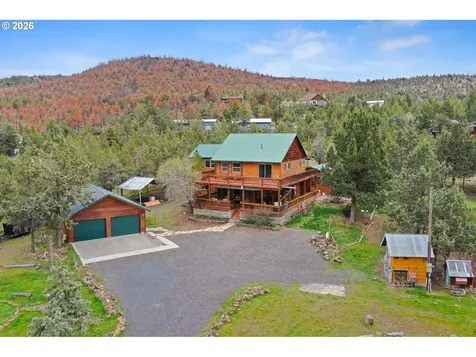 2260 SE Highland Road Prineville OR 97754