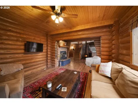 2260 SE Highland Road Prineville OR 97754