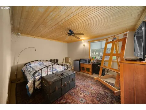 2260 SE Highland Road Prineville OR 97754