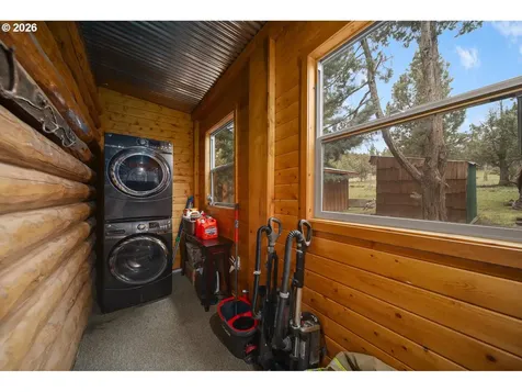2260 SE Highland Road Prineville OR 97754