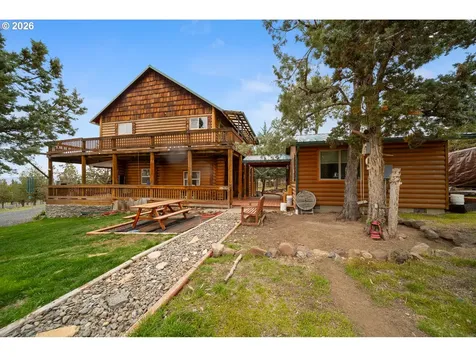 2260 SE Highland Road Prineville OR 97754