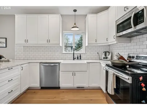 14100 SE Summers Court Clackamas OR 97015