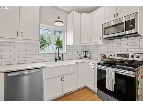 14100 SE Summers Court Clackamas OR 97015