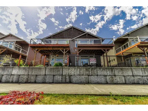 813 King Drive Rainier OR 97048
